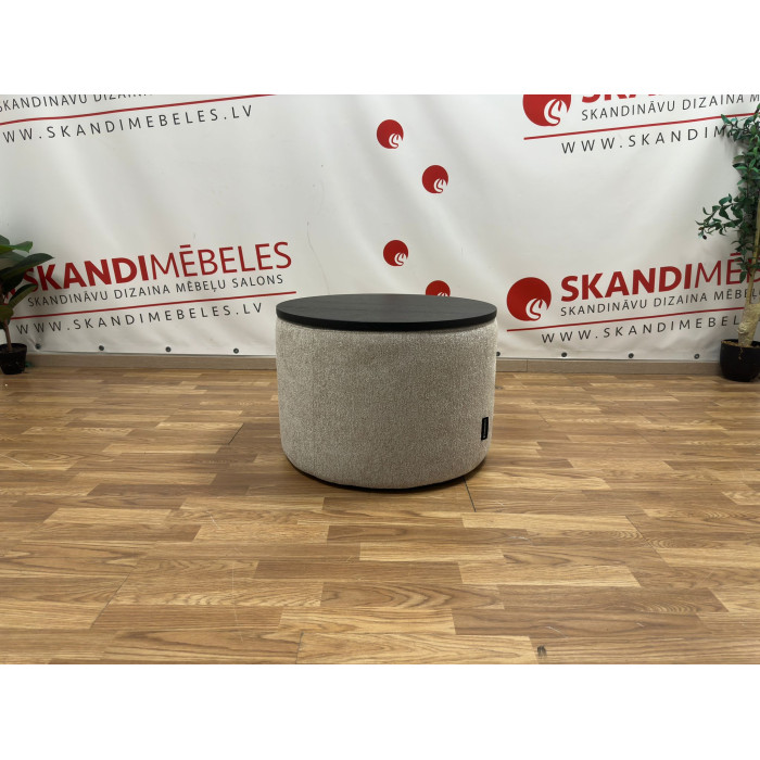 Conjunto de mesa de café y puf II (Exposición)